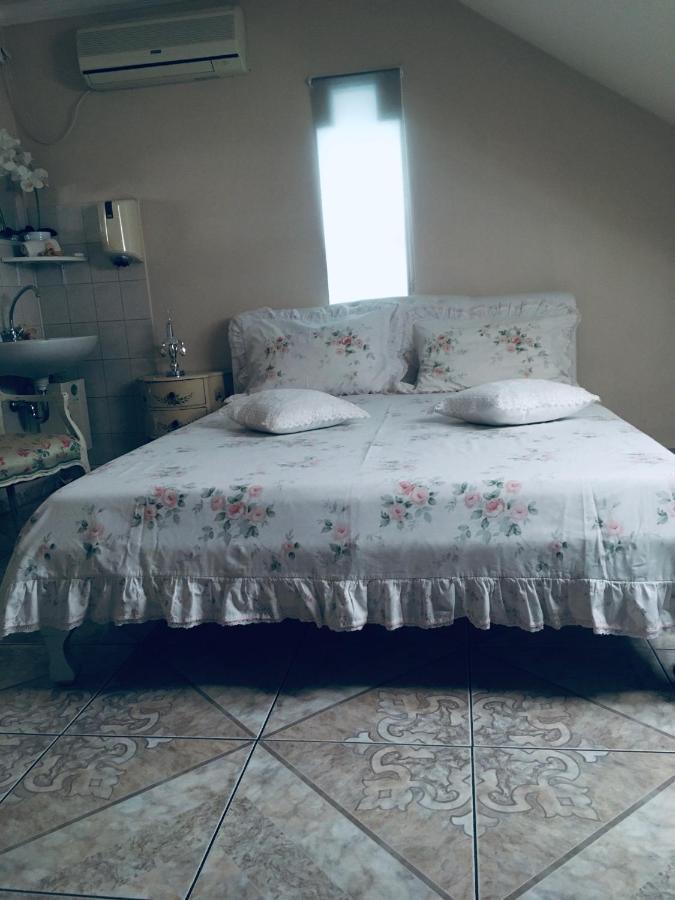 דירות סגד Adam Apartmanhaz מראה חיצוני תמונה